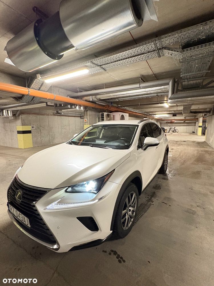 Lexus NX 300 Business Edition AWD - 1