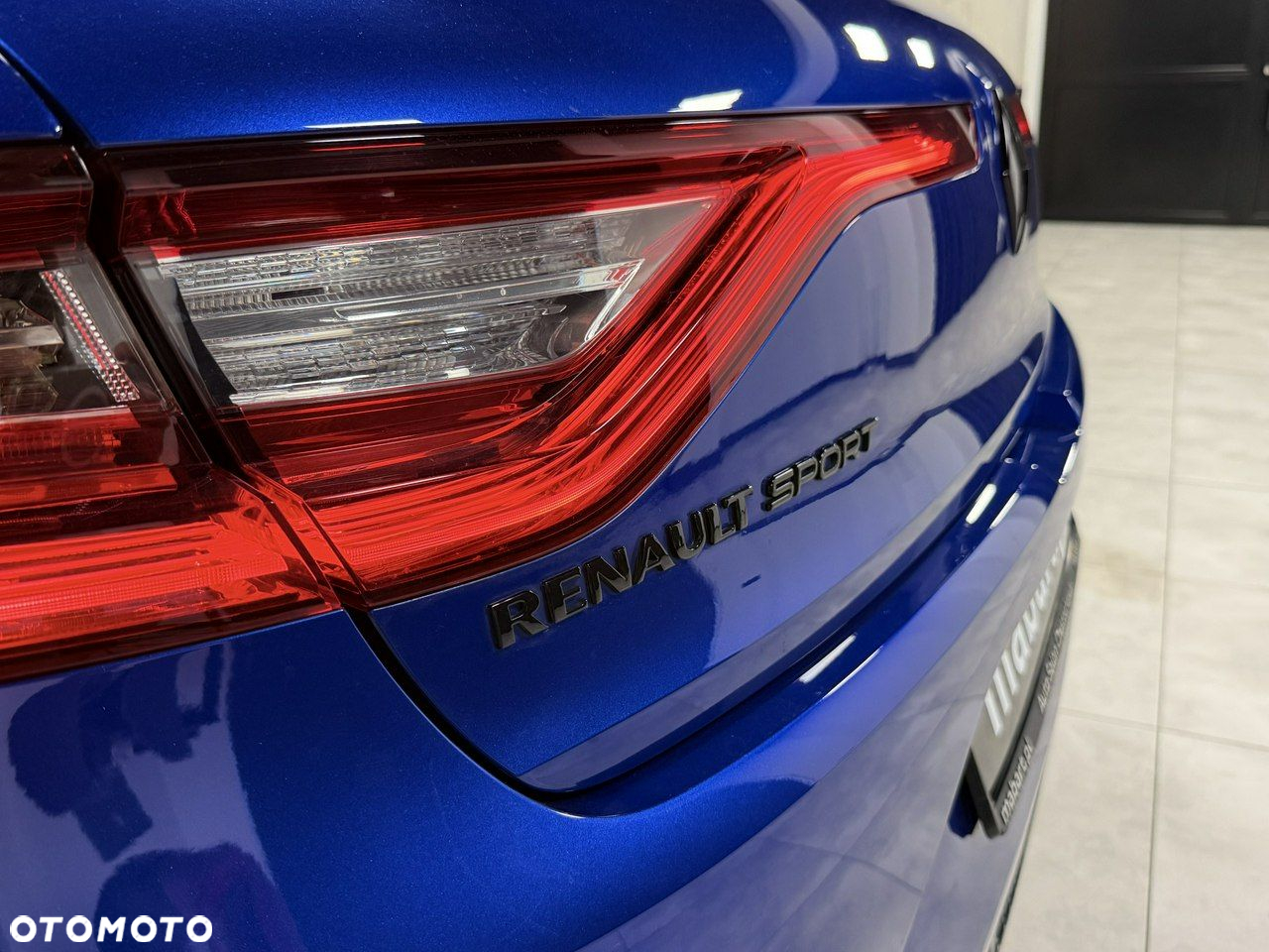 Renault Megane ENERGY TCe 205 EDC GT - 17