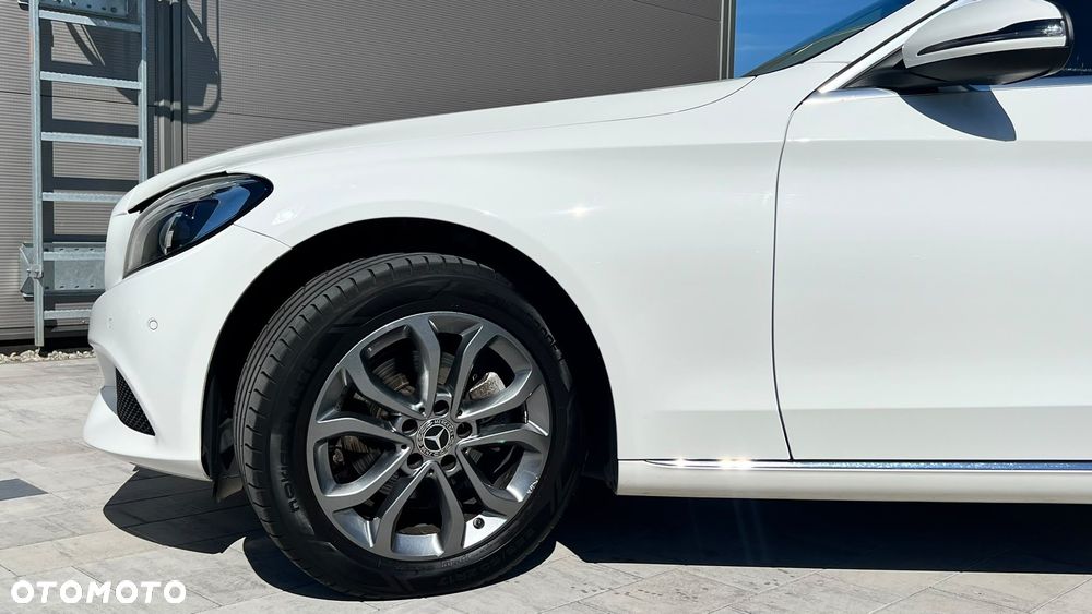 Mercedes-Benz Klasa C 180 9G-TRONIC - 11
