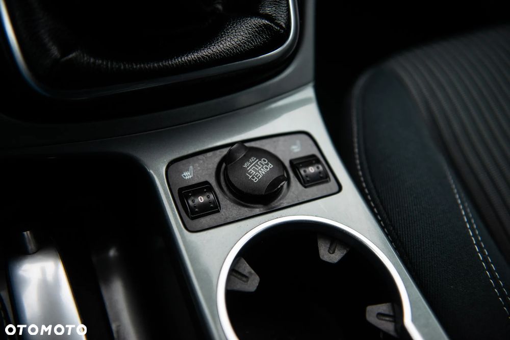 Ford C-MAX 2.0 TDCi Edition - 38