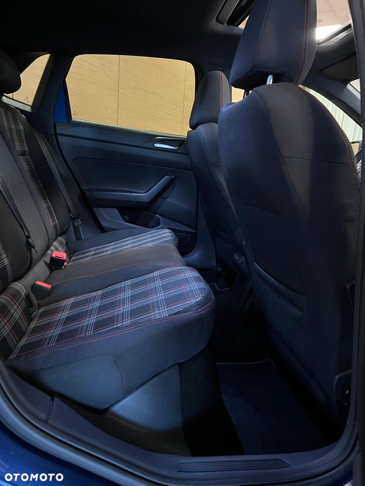 Volkswagen Polo - 16