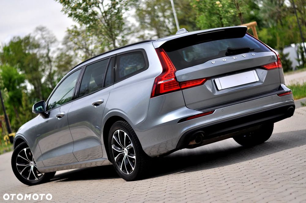 Volvo V60 B3 B Geartronic Momentum Pro - 4