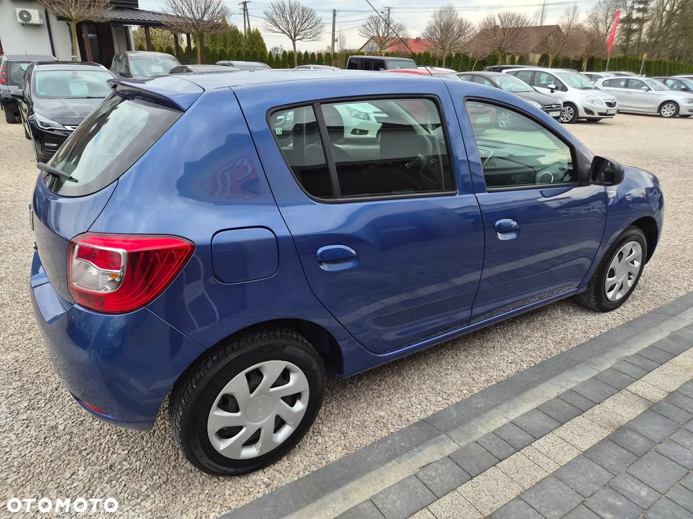 Dacia Sandero - 10