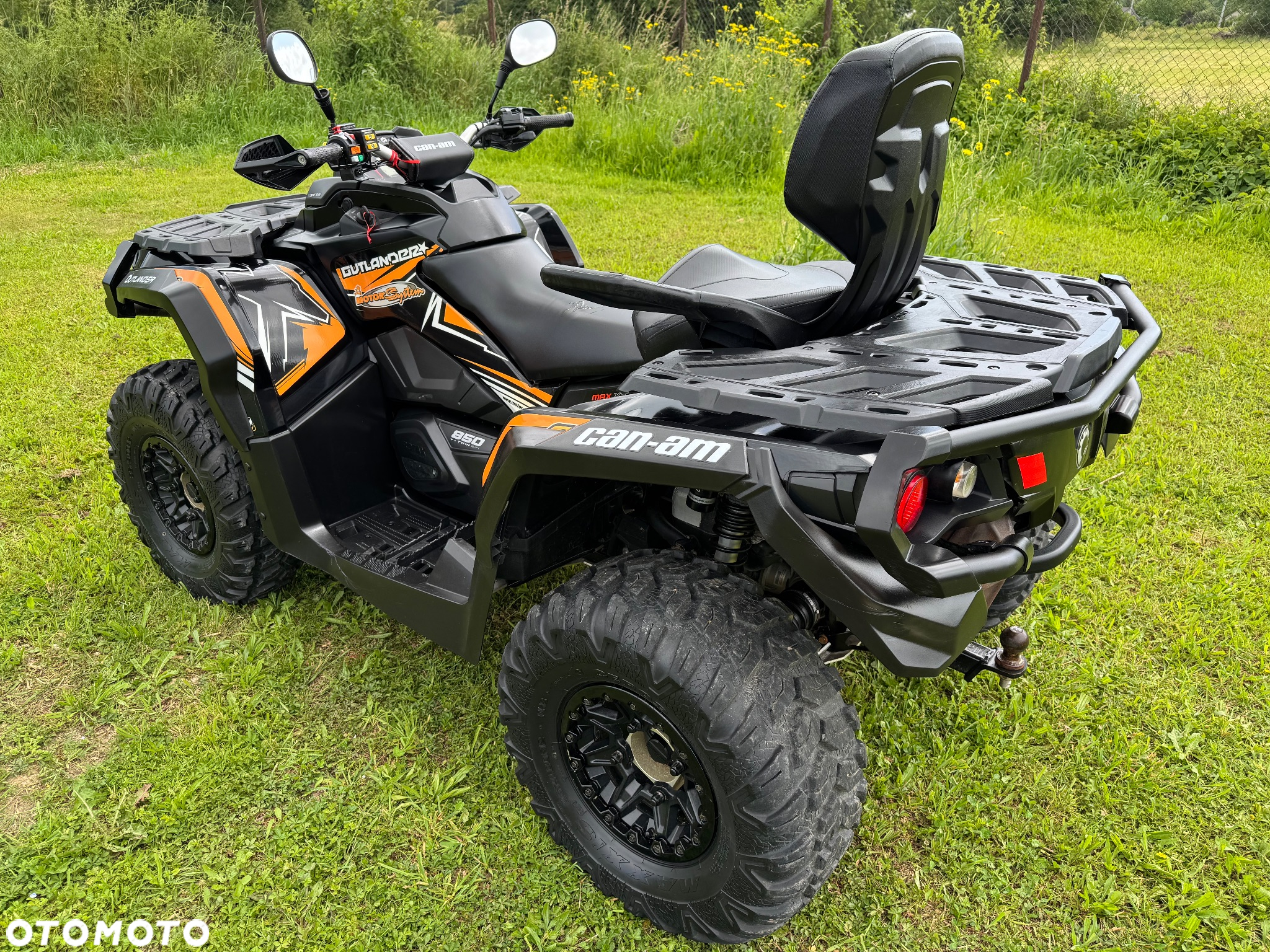 Can-Am Outlander Max