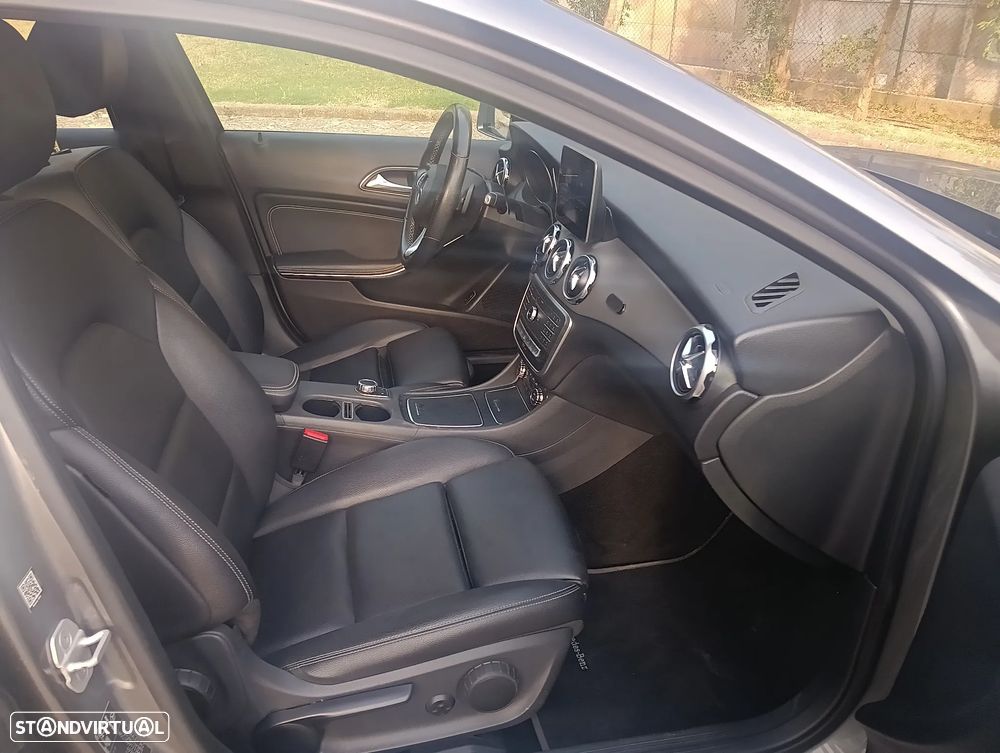 Mercedes-Benz GLA 180 d Style Aut. - 25
