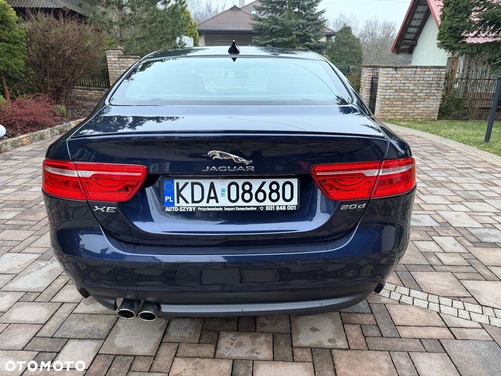 Jaguar XE 20d R-Sport - 6