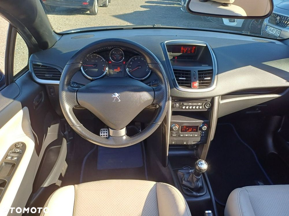 Peugeot 207 CC - 21