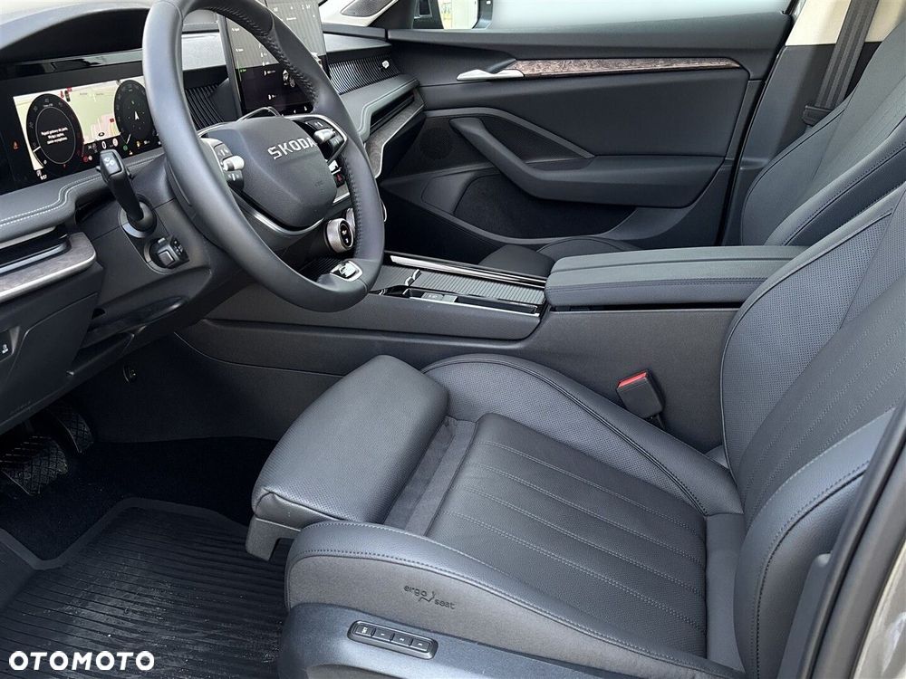 Skoda Superb 2.0 TDI SCR 4x4 L&K DSG - 12