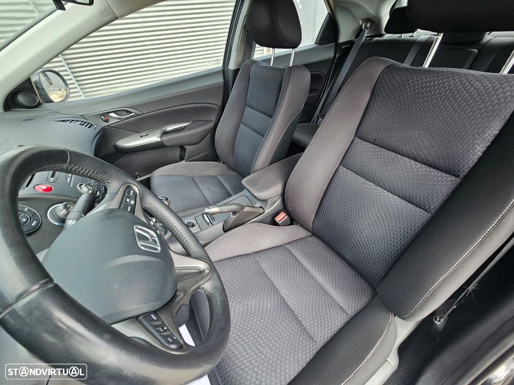 Honda Civic 1.4 i-VTEC Elegance - 19