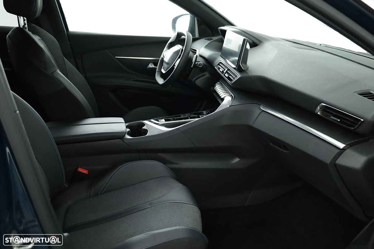 Peugeot 3008 1.2 Hybrid Allure Pack e-DCS6 - 22