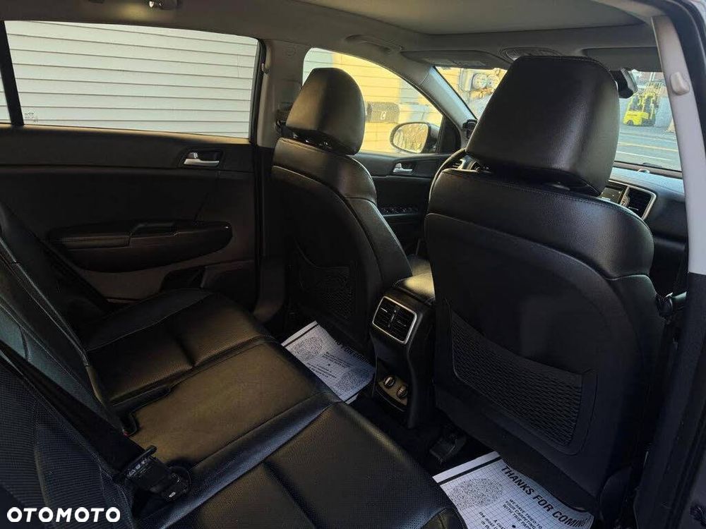 Kia Sportage - 11