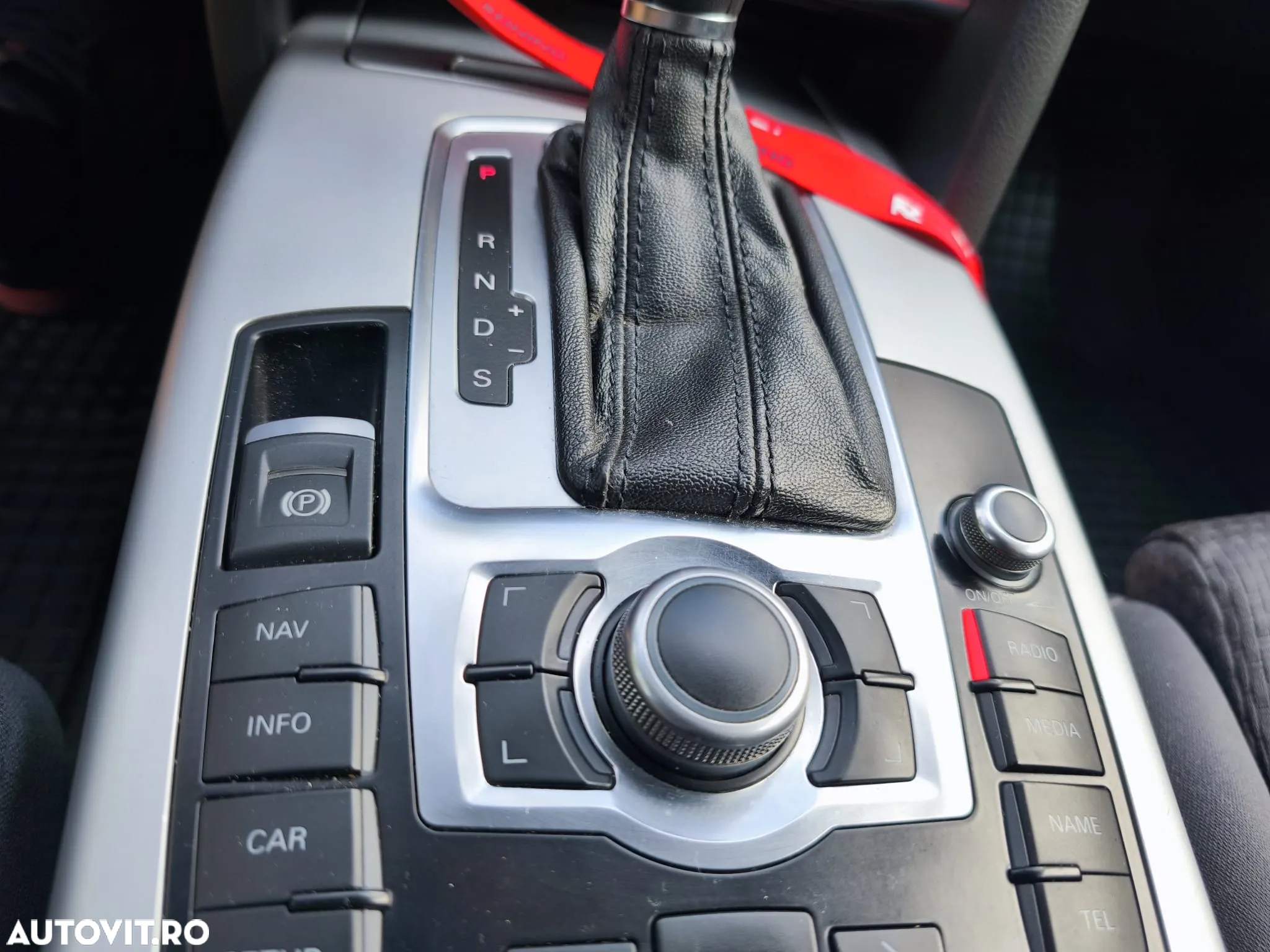 Audi A6 2.0 TDI DPF Multitronic Avant - 14