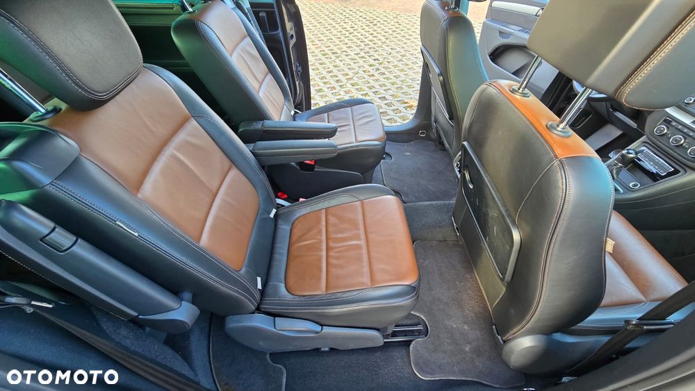 Volkswagen Sharan 2.0 TDI 4Motion BlueMotion Technology Highline - 16