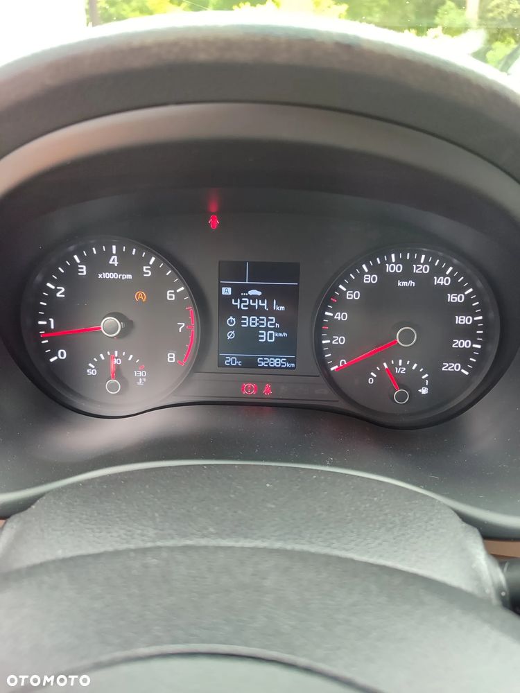 Kia Stonic 1.2 L - 9