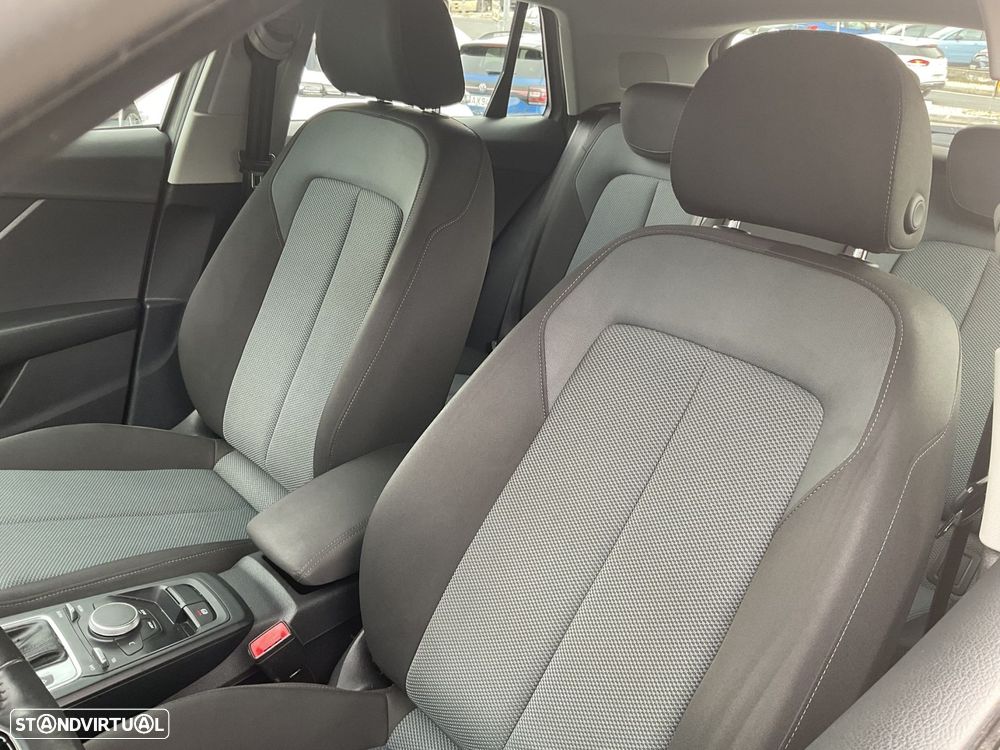 Audi Q2 1.6 TDI Design S tronic - 34