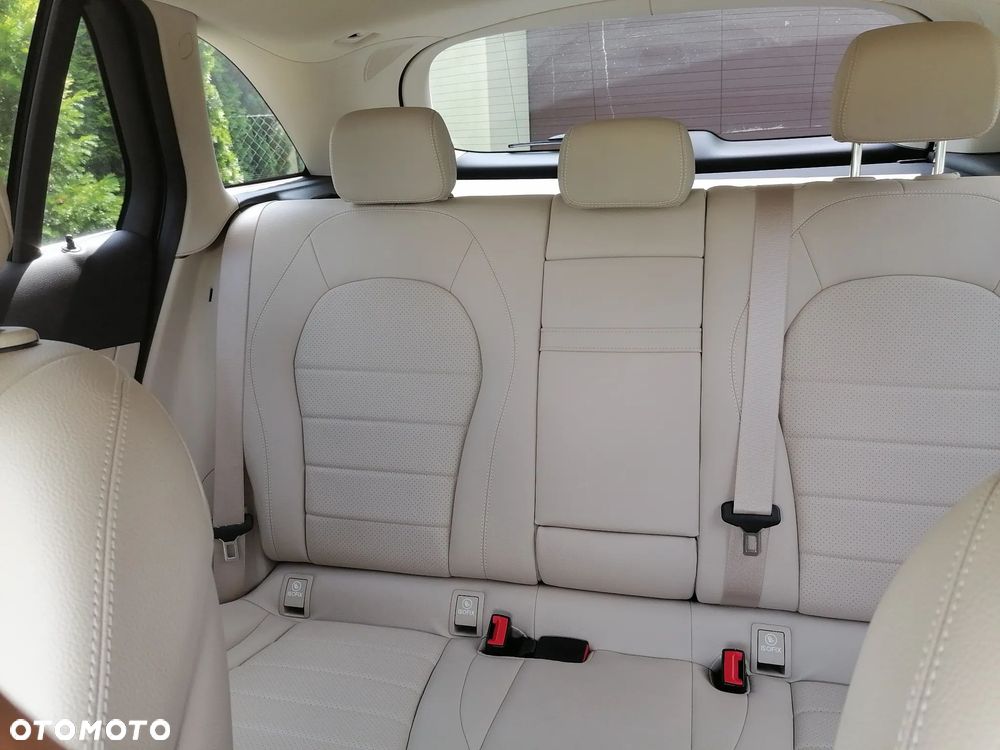 Mercedes-Benz GLC 300 4-Matic - 14