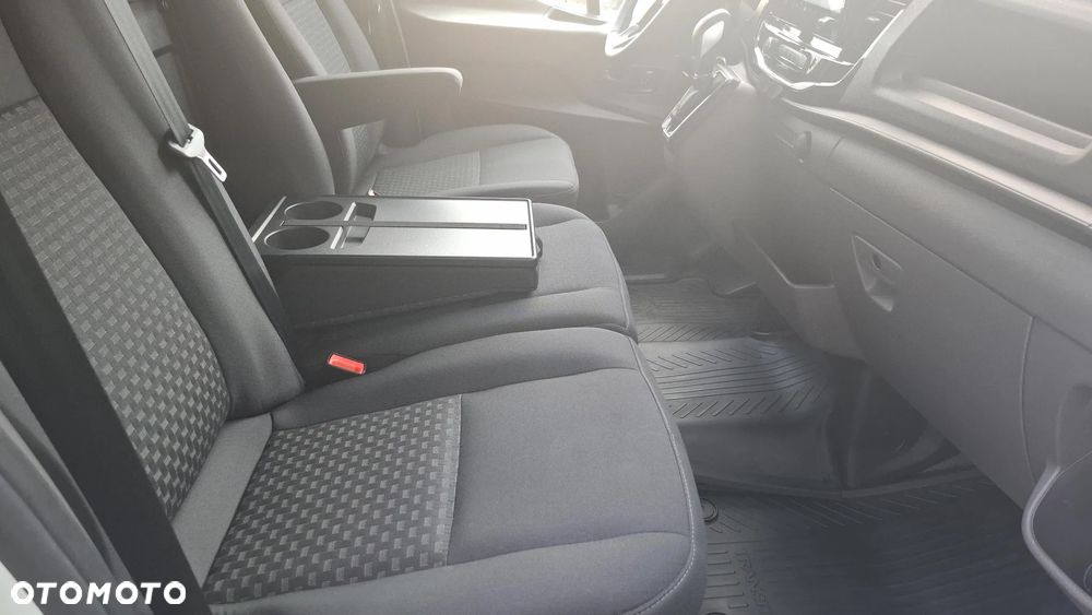 Ford Transit L3H2 Limited (bryg.) - 32