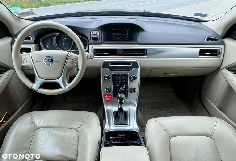 Volvo XC 70 T6 AWD Momentum - 7
