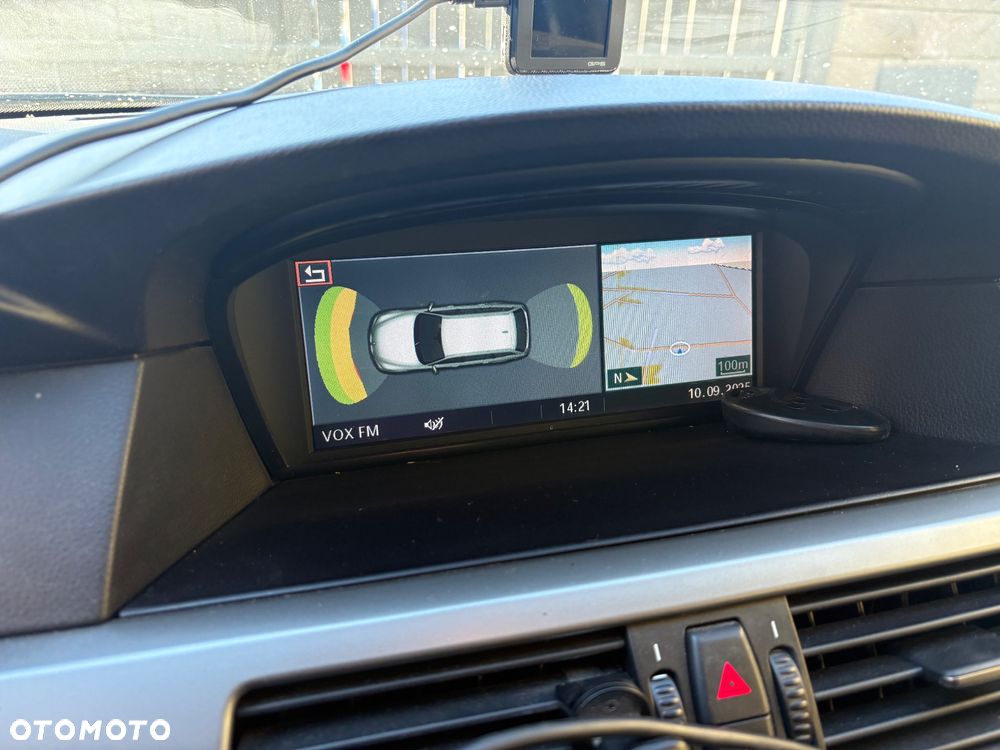 BMW Seria 5 520d - 26