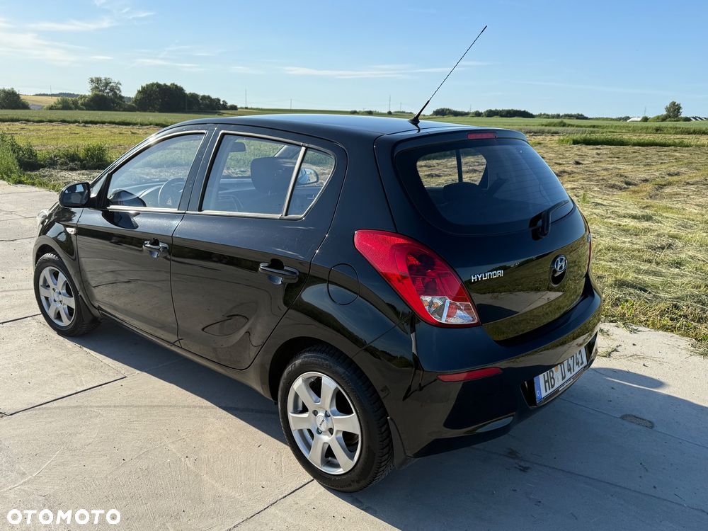 Hyundai i20 1.2 GO - 10