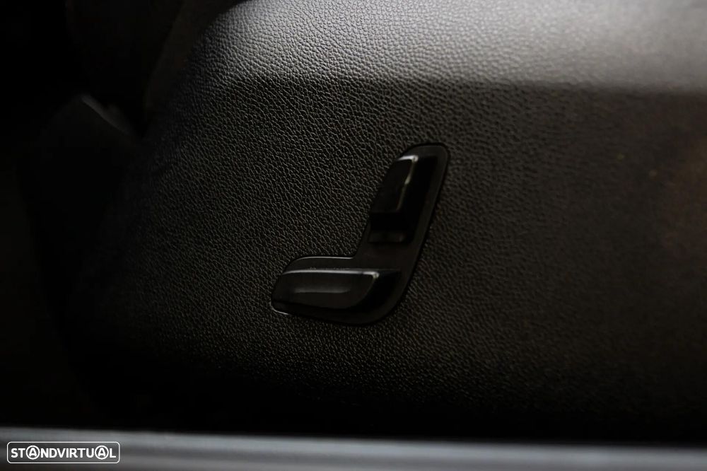 Mercedes-Benz E 220 BlueTEC 9G-TRONIC Avantgarde - 18