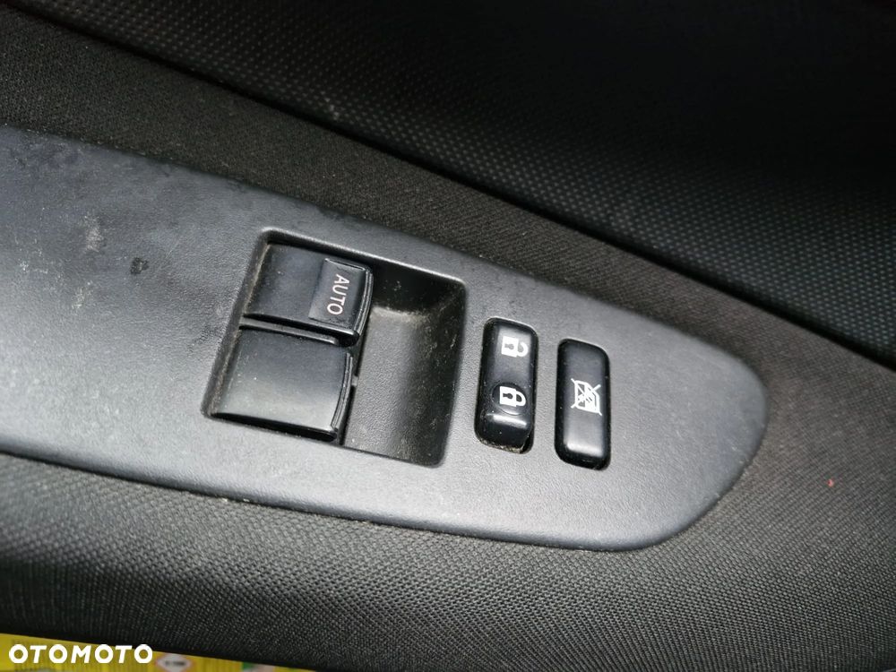 Toyota Auris 1.6 VVT-i Luna - 16