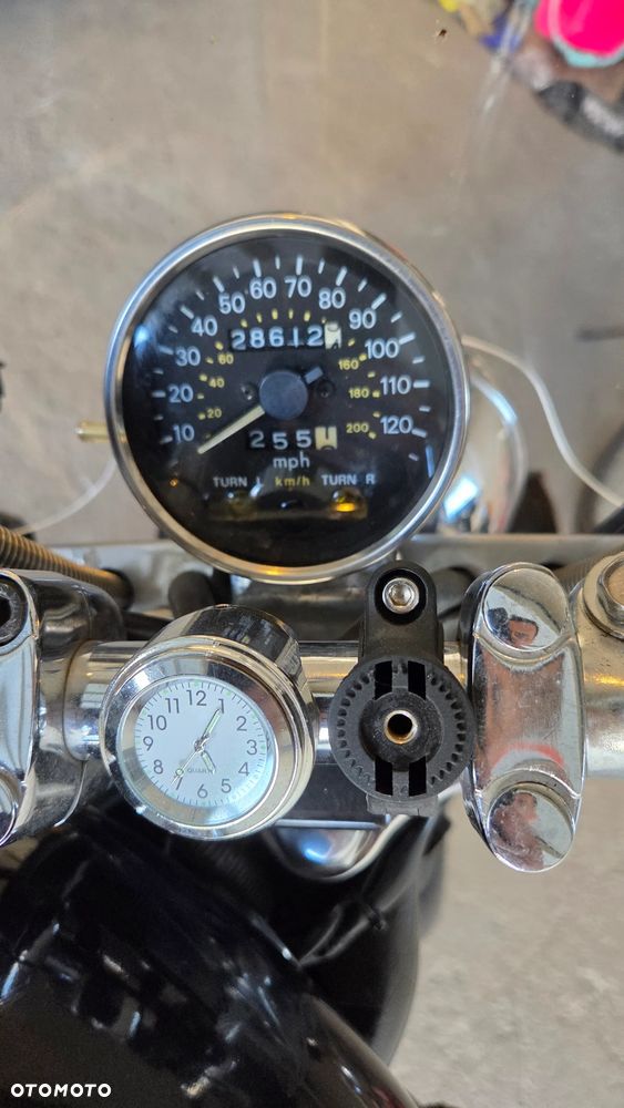Suzuki Intruder - 4