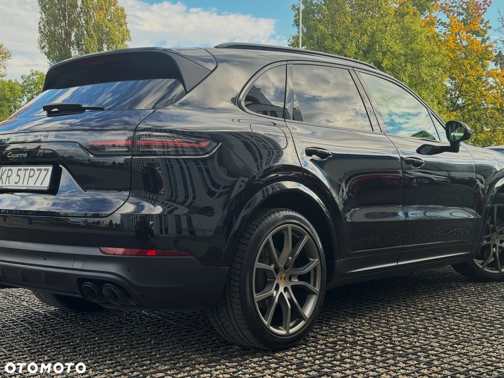 Porsche Cayenne - 3