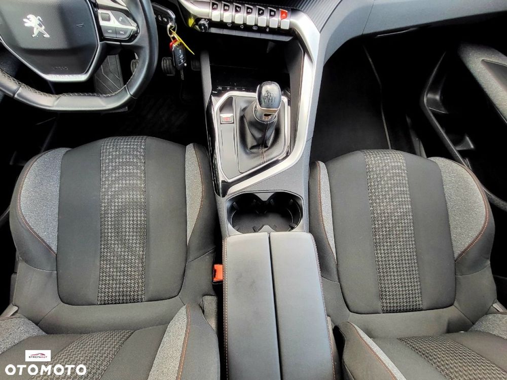 Peugeot 3008 - 10