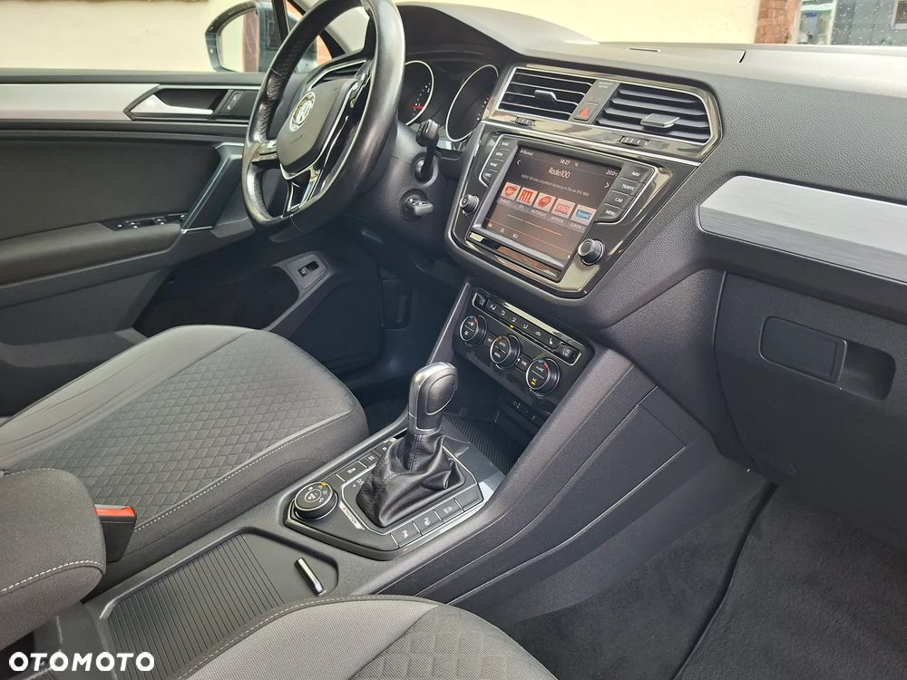 Volkswagen Tiguan 2.0 TDI SCR 4Motion (BlueMotion Techn.) DSG Comfortline - 12
