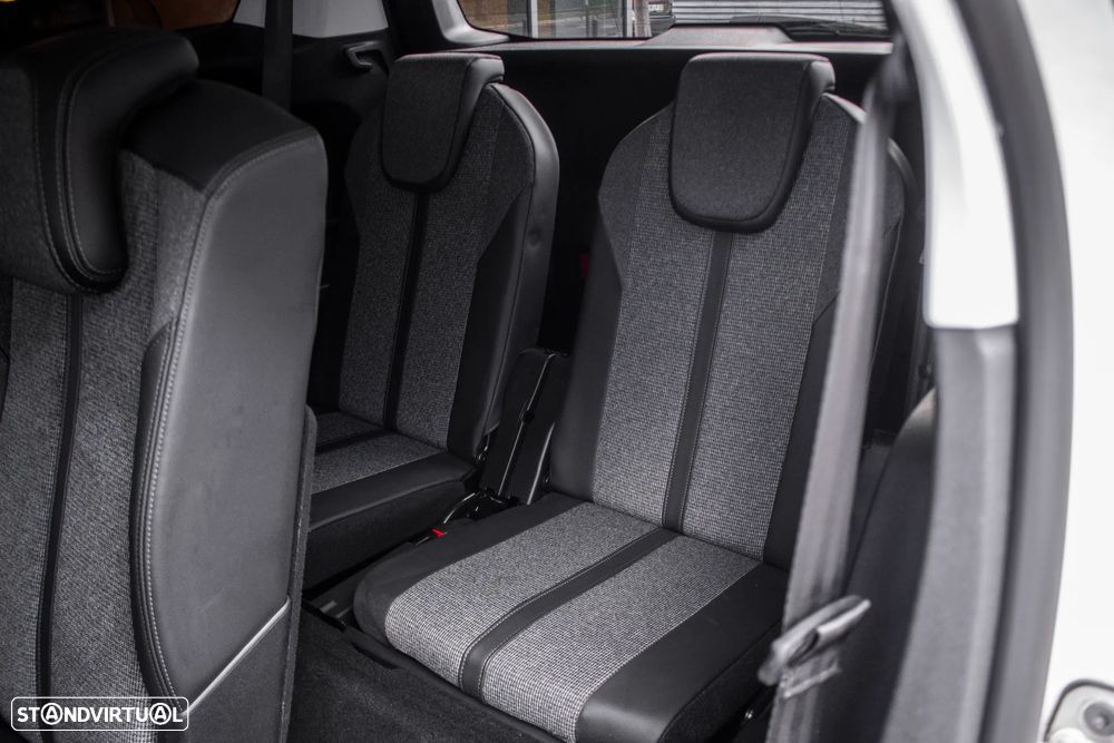 Peugeot 5008 1.5 BlueHDi Allure - 30