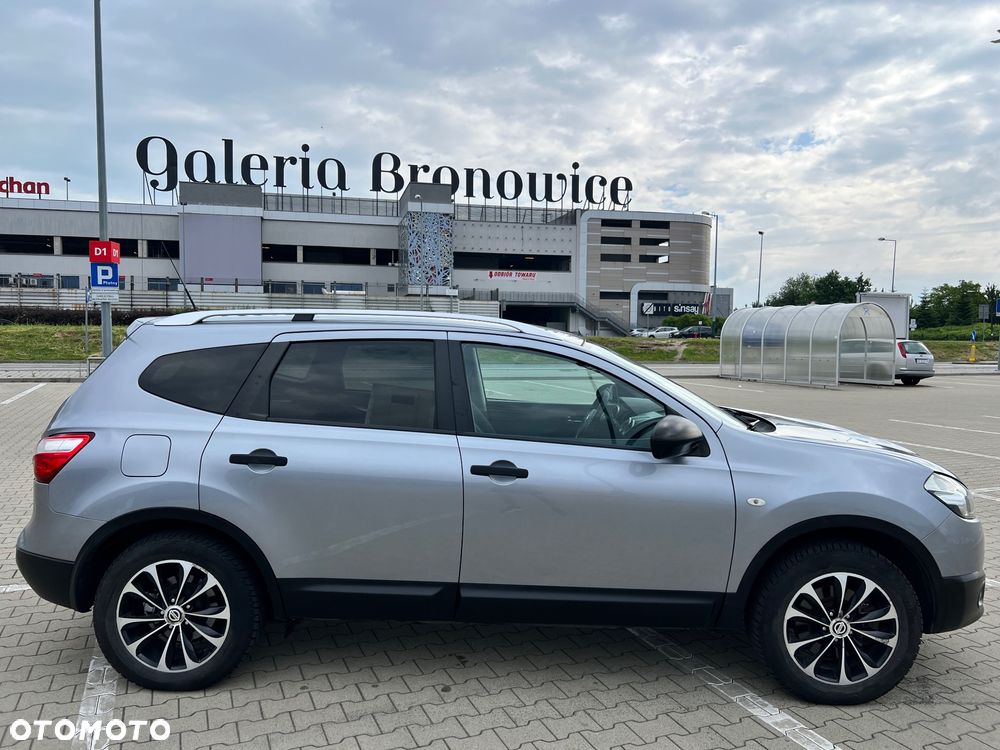 Nissan Qashqai+2 2.0 4x4 Tekna - 4