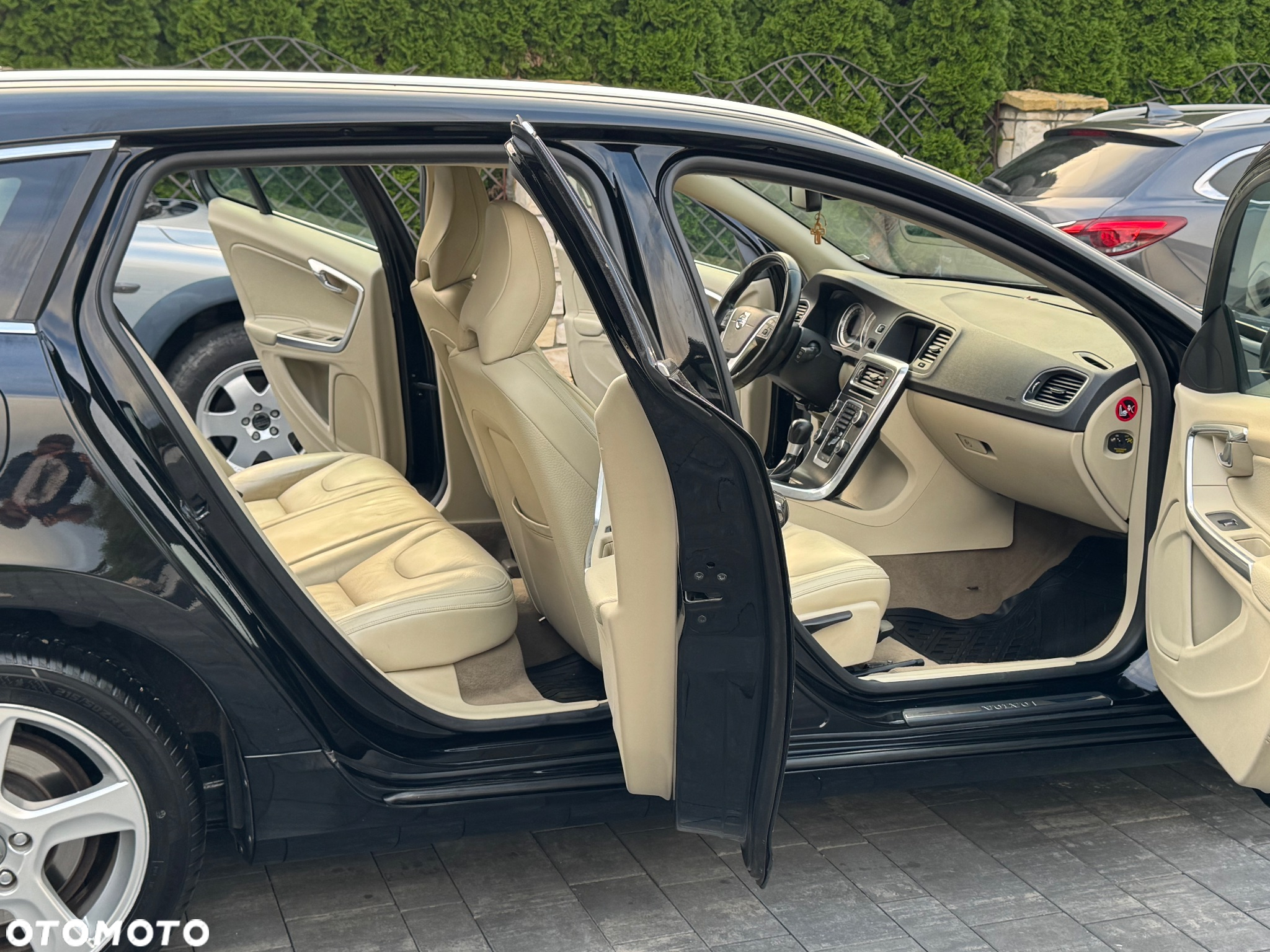 Volvo V60 D2 Summum - 19