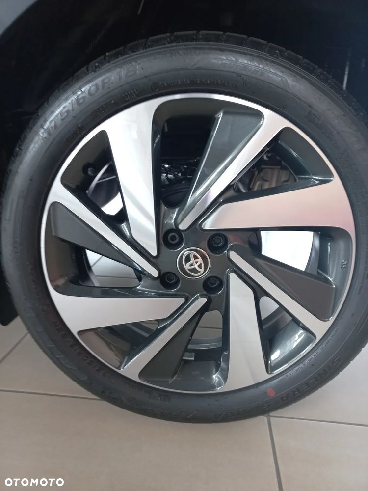Toyota Aygo X 1.0 VVT-i Executive - 6