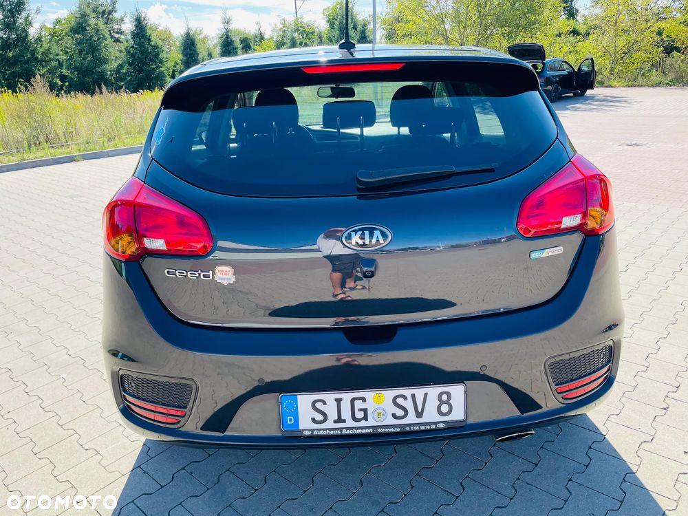 Kia Ceed 1.6 GDI ISG Spirit - 4