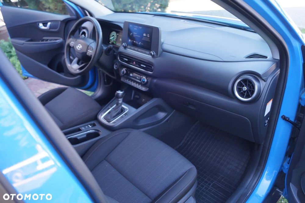 Hyundai Kona - 12
