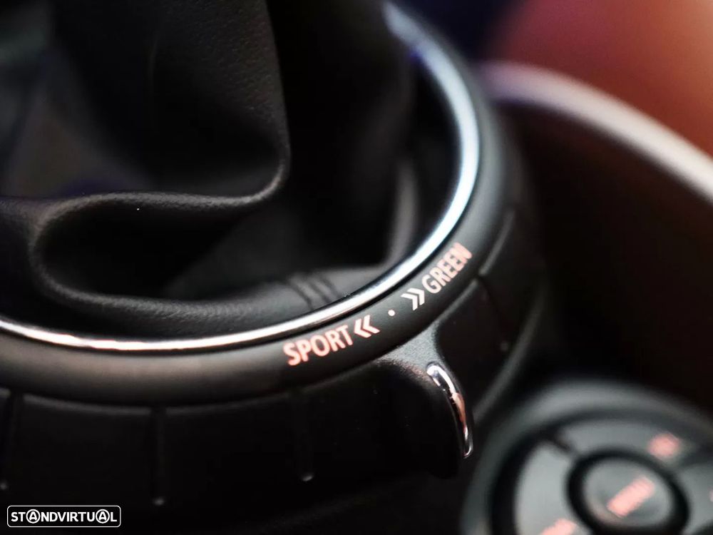 MINI Cabrio Cooper SD Auto Desportiva - 27