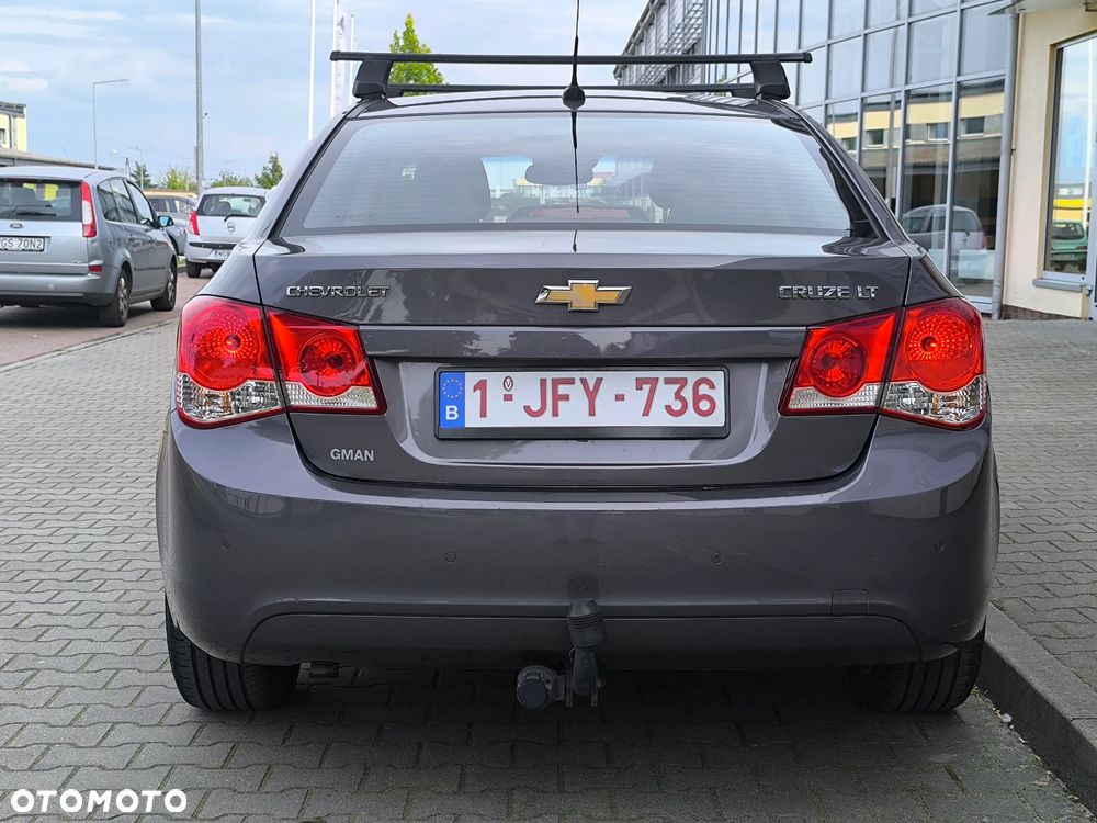Chevrolet Cruze 1.8 LS - 14