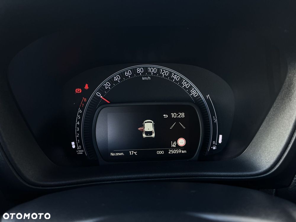 Toyota Aygo X 1.0 VVT-i - 14