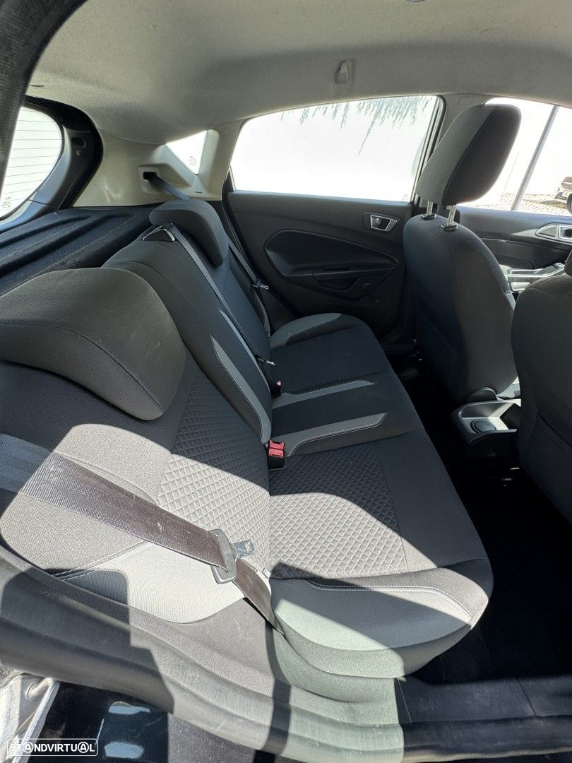 Ford Fiesta 1.0 T EcoBoost Titanium - 11