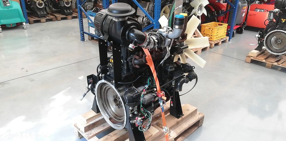 SILNIK Cummins QSB5-G3 NR3 108kW / 1800rpm 4,5L 25204 zł netto - 9