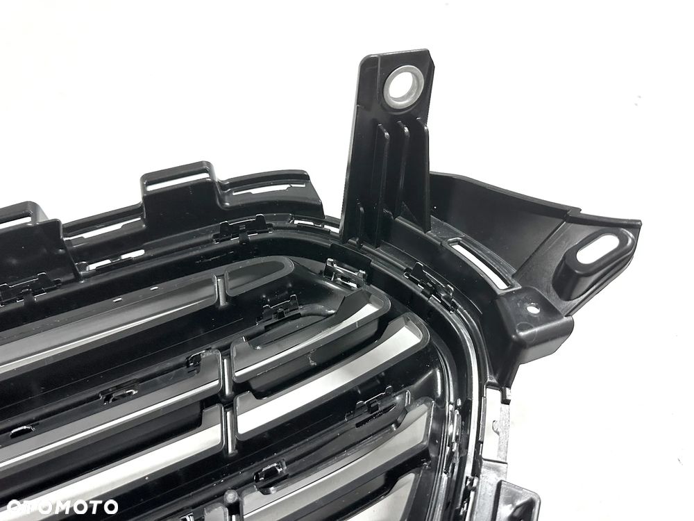 ATRAPA GRILL Mercedes E-klasa W213 Lift - pod KAM - 14