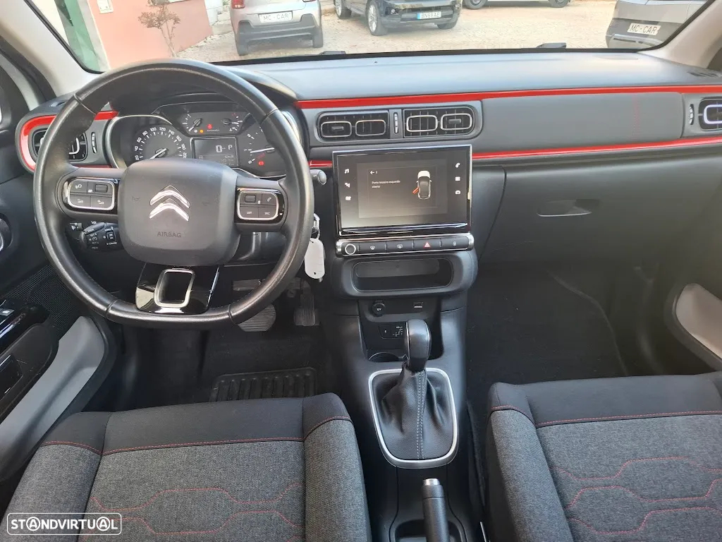 Citroën C3 1.2 PureTech Shine EAT6 - 7