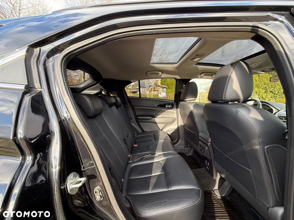 Mitsubishi Eclipse Cross 1.5 T GPF Intense Pro CVT 4WD - 29