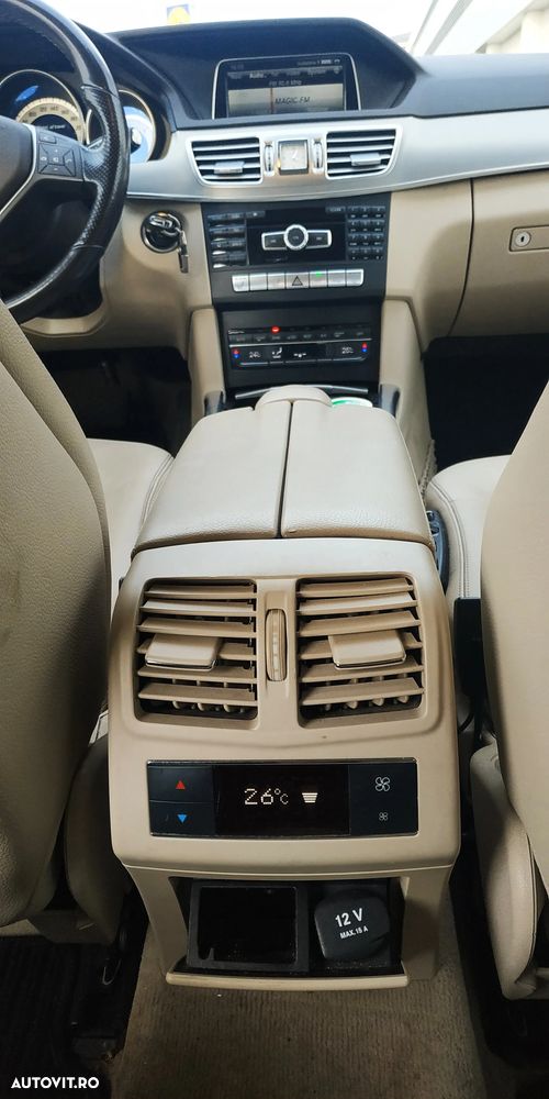 Mercedes-Benz E 250 CDI 4Matic - 13