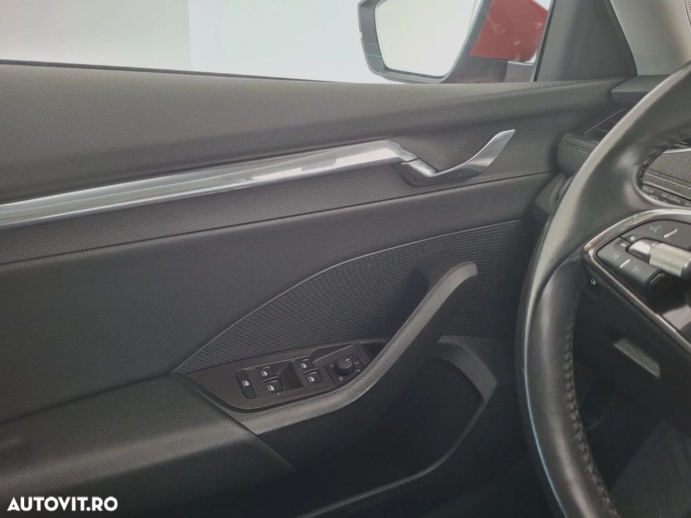 Skoda Octavia Combi 2.0 TDI DSG 4X4 Style - 22