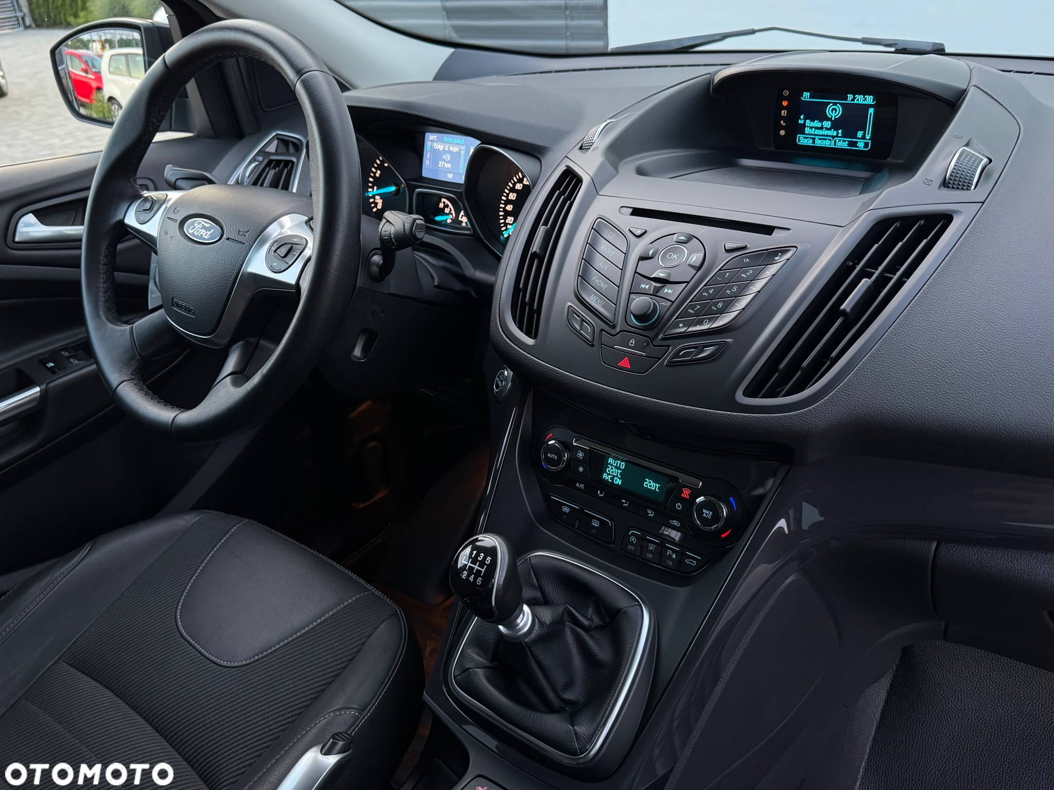 Ford Kuga 1.6 EcoBoost 2x4 Titanium - 21