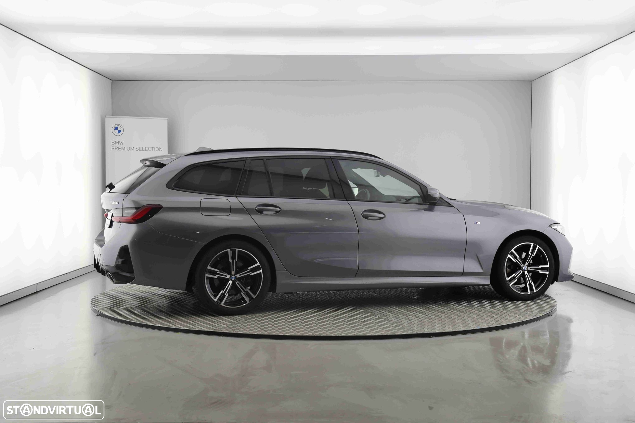 BMW 320 d Touring xDrive Pack M Auto - 4