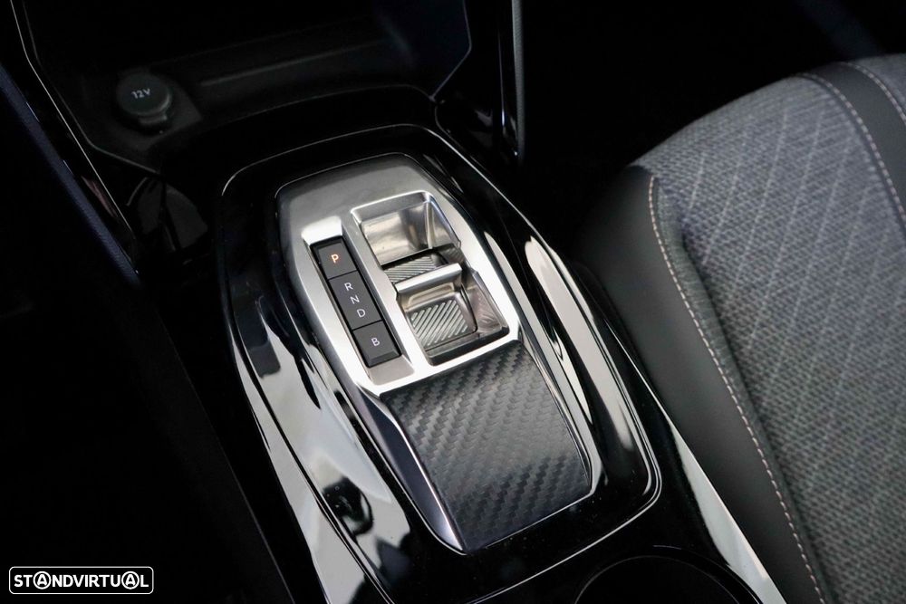Peugeot e-2008 50 kWh Allure - 30