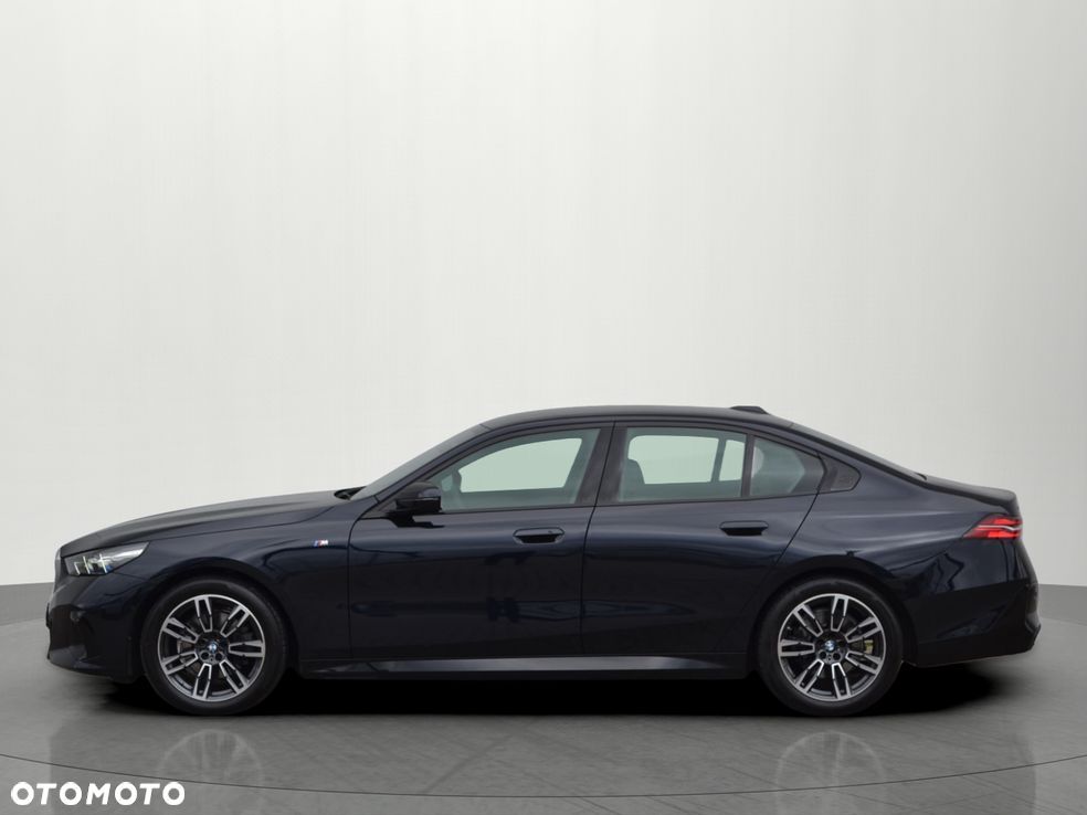 BMW Seria 5 520d xDrive - 3